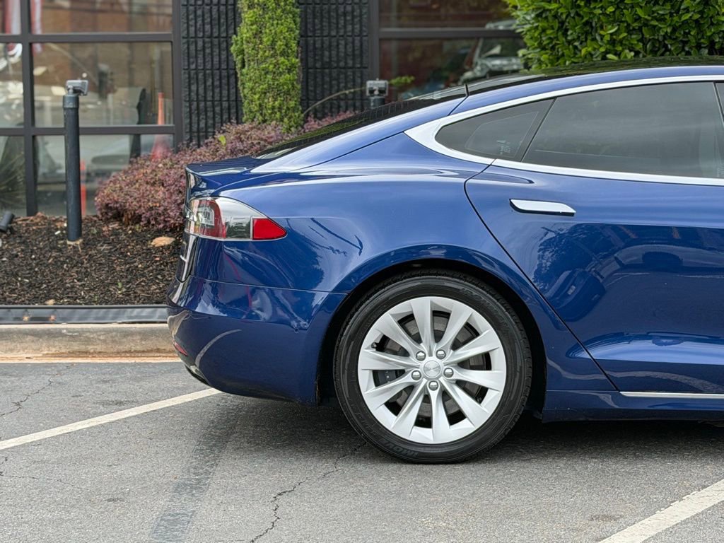 Used 2020 Tesla Model S Long Range Plus AWD/4WD image 21