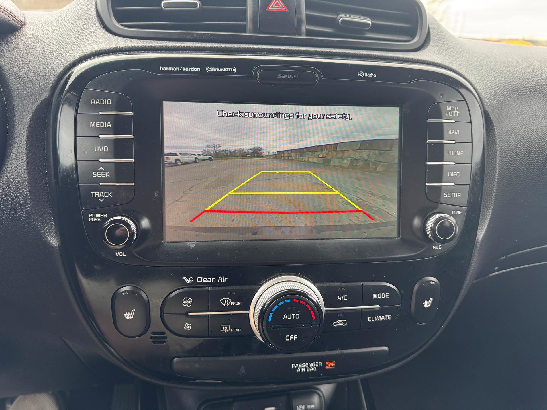 Used 2017 Kia Soul ! w/ Tech Package image 17