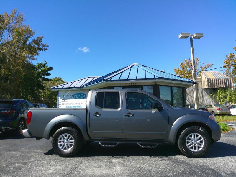 Used 2016 Nissan Frontier SV image 8