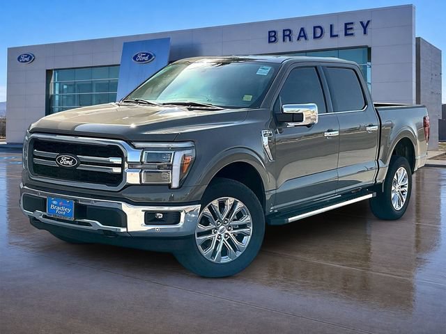 Used 2025 Ford F150 Lariat w/ Equipment Group 501A Mid AWD/4WD image 3