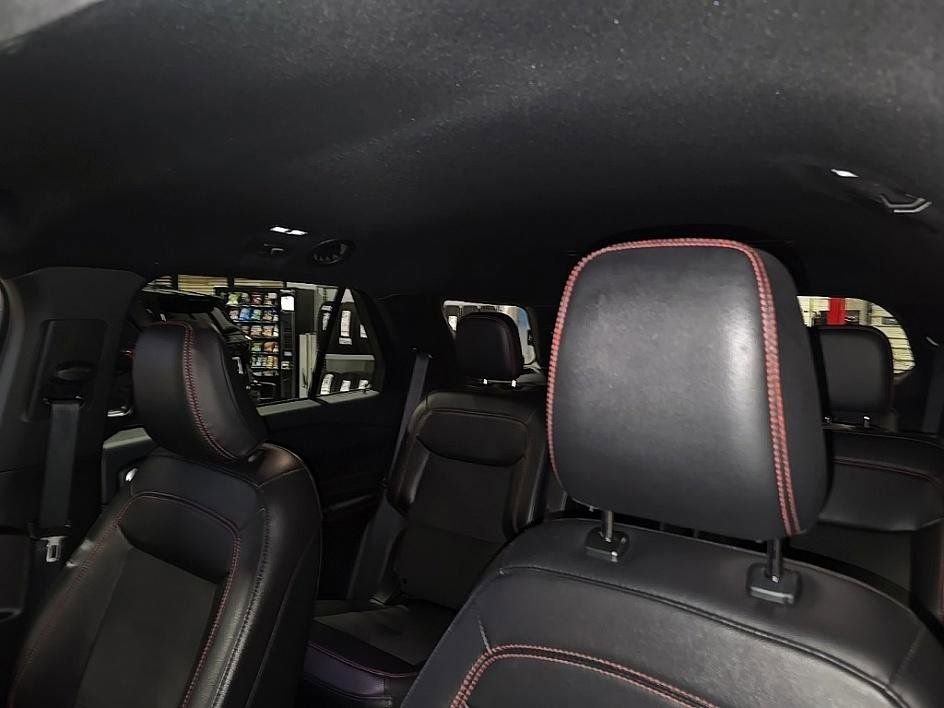 Used 2023 Ford Explorer ST-Line image 24