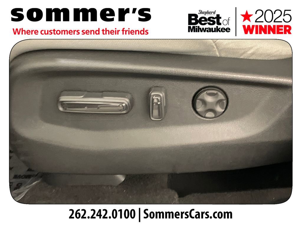 Used 2017 Honda CR-V EX image 10