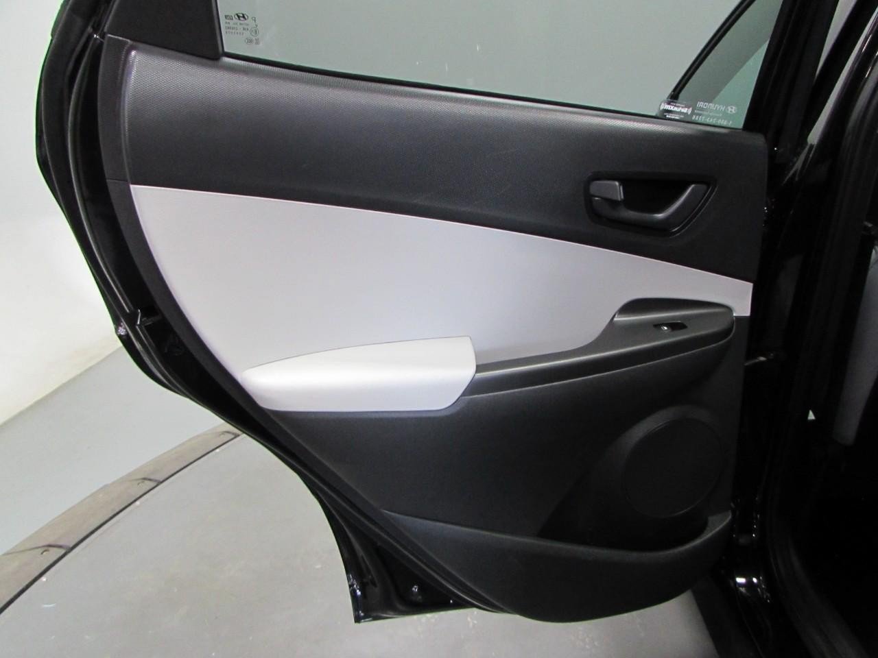 Used 2023 Hyundai Kona SEL w/ Cargo Package AWD/4WD image 14