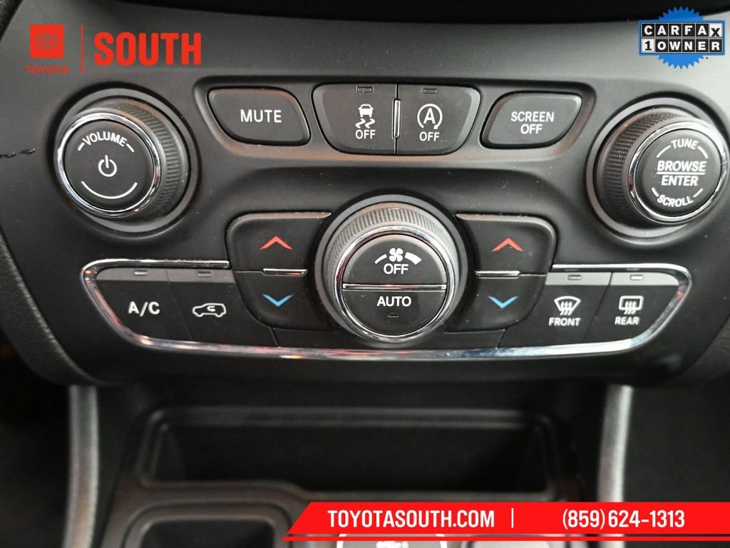 Used 2022 Jeep Cherokee Latitude Lux image 18