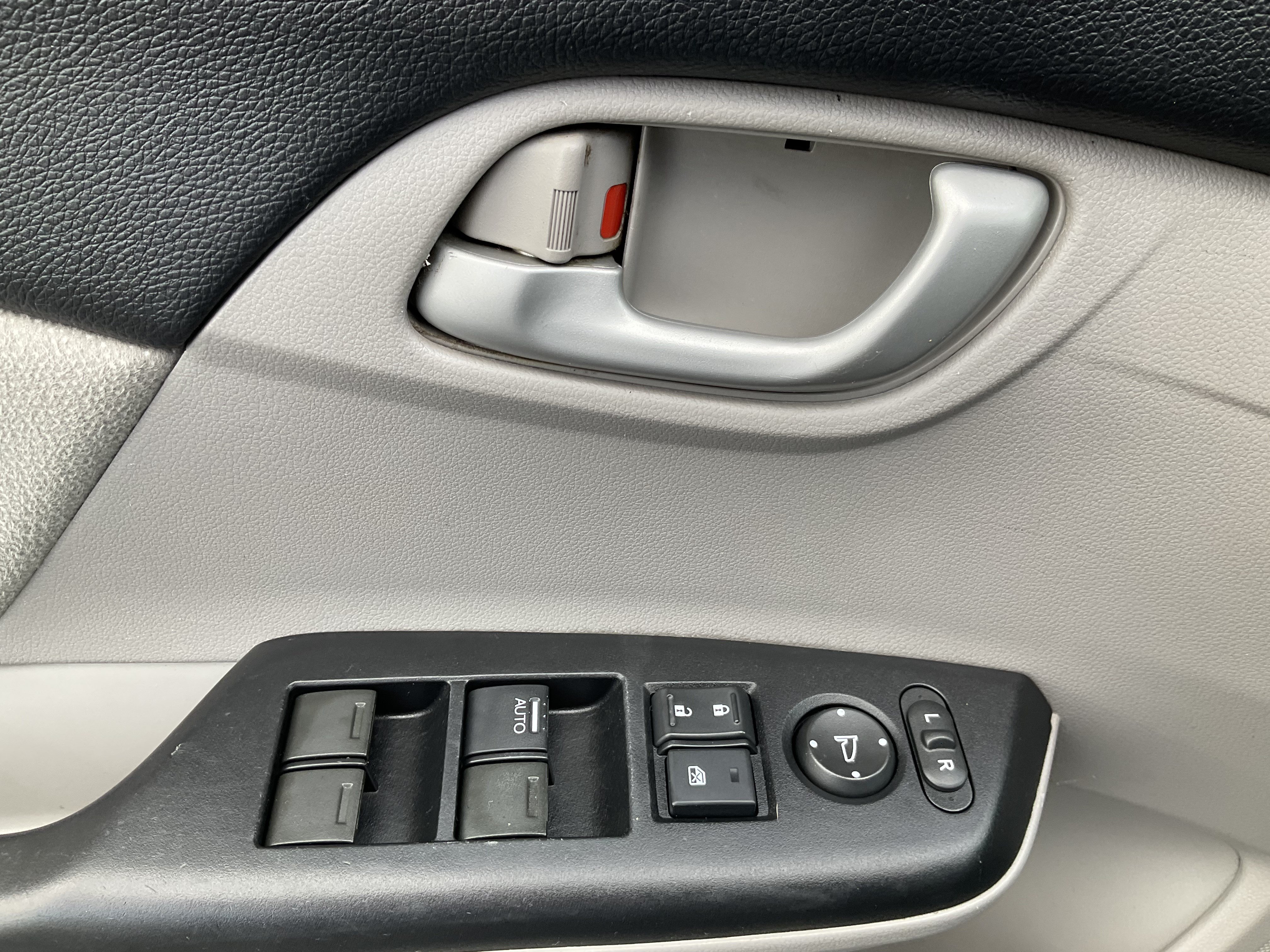 Used 2013 Honda Civic LX image 25