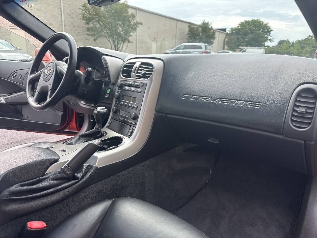 Used 2005 Chevrolet Corvette Coupe w/ Preferred Equipment Group RWD image 32