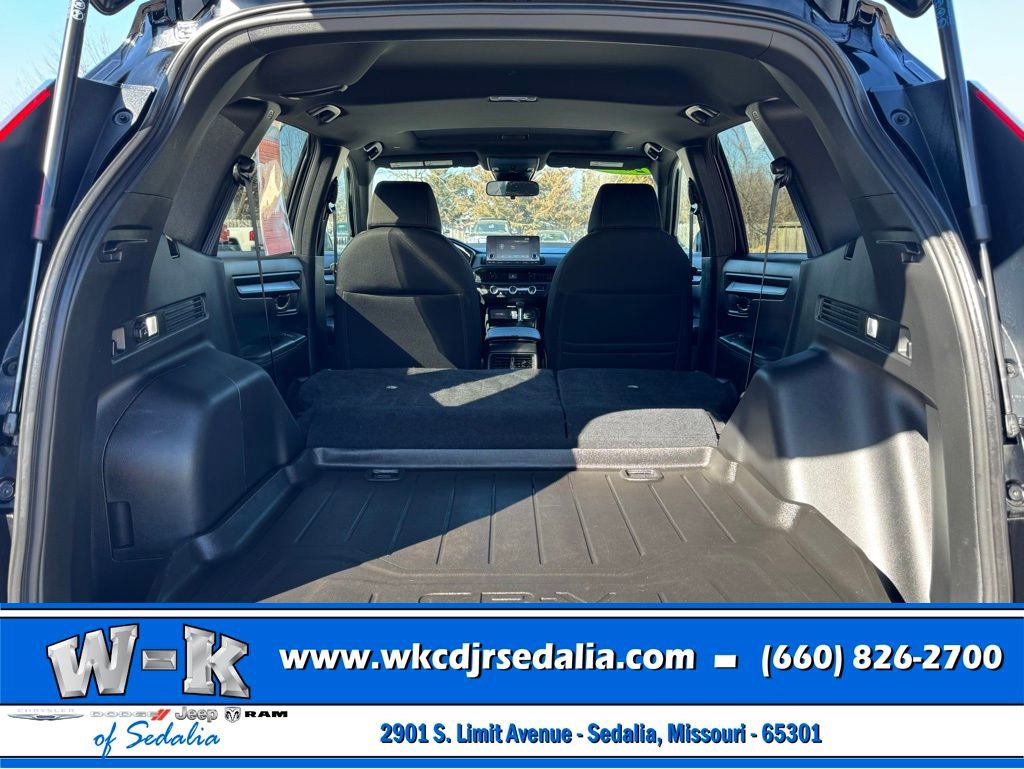 Used 2025 Honda CR-V Sport image 32