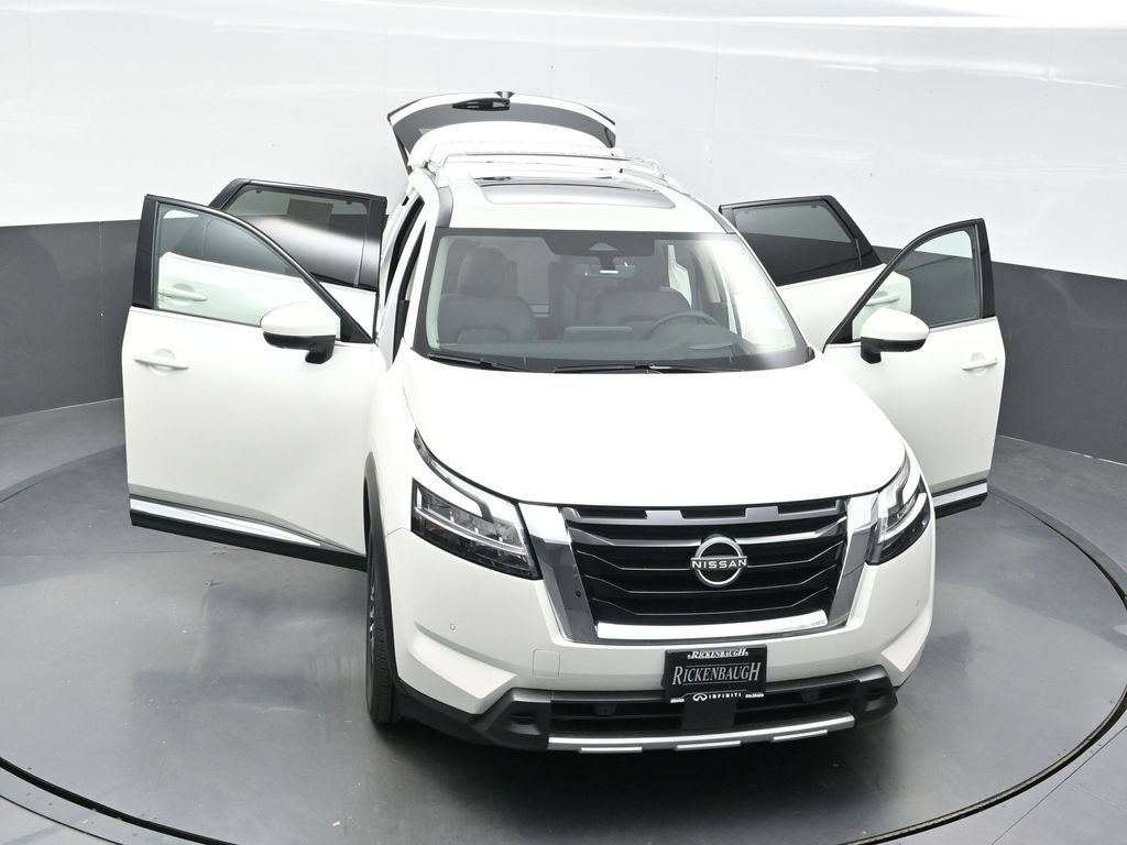 Used 2023 Nissan Pathfinder Platinum AWD/4WD image 50