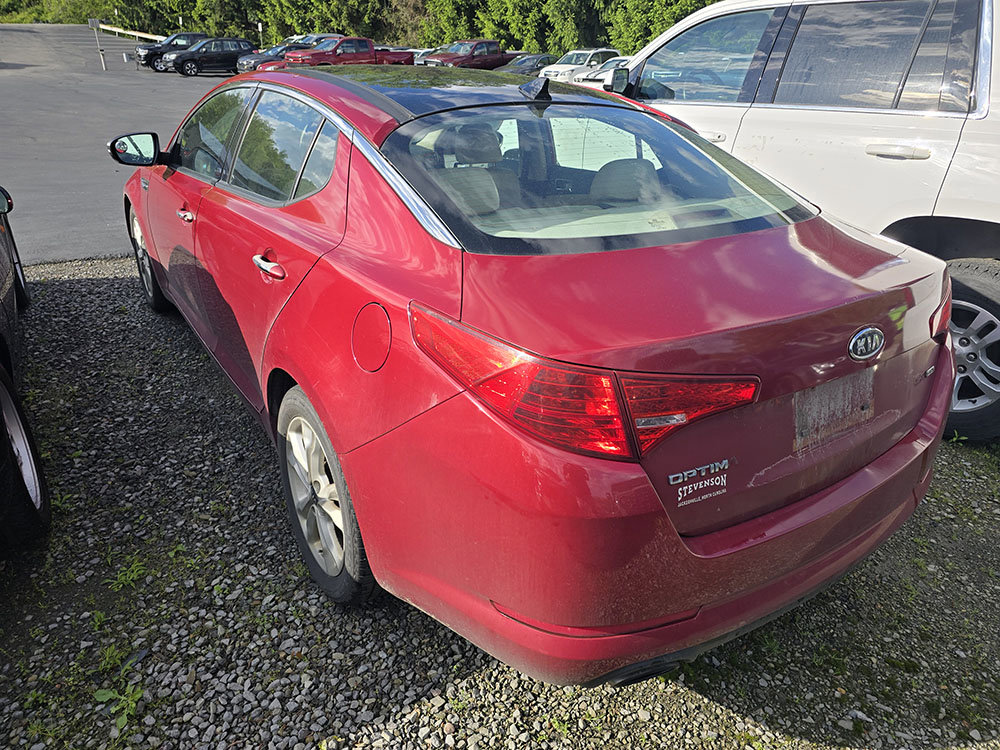 Used 2011 Kia Optima EX w/ Premium Pkg FWD image 2