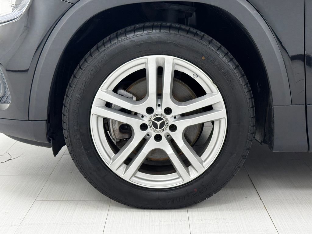 Used 2022 Mercedes-Benz GLB 250 GLB 250 w/ Premium Package Lite image 39