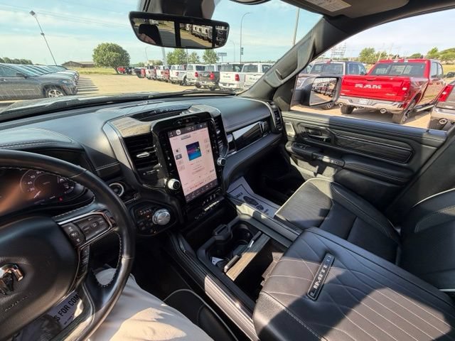 Used 2025 RAM 1500 Limited AWD/4WD image 17