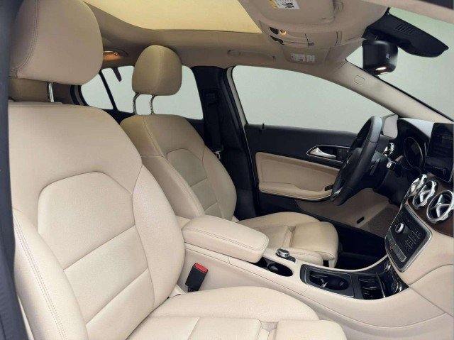 Used 2018 Mercedes-Benz GLA 250 4MATIC image 29