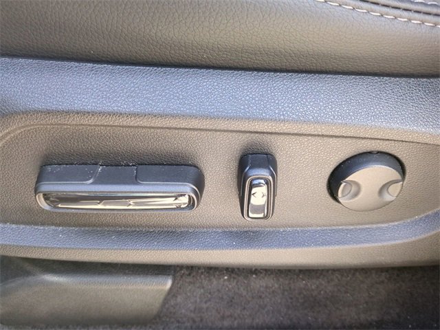 Used 2024 Honda Pilot Touring image 23