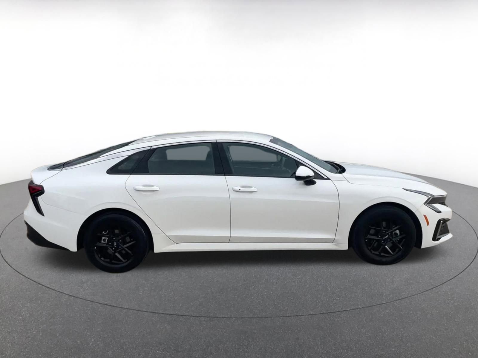 Used 2025 Kia K5 LXS image 16