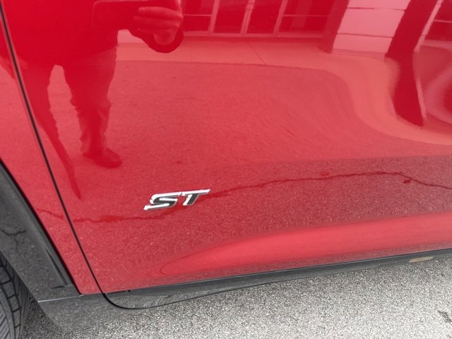 New 2026 Buick Enclave Sport Touring w/ Power Package image 9