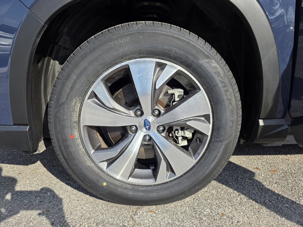 Certified 2025 Subaru Ascent Premium AWD/4WD image 29