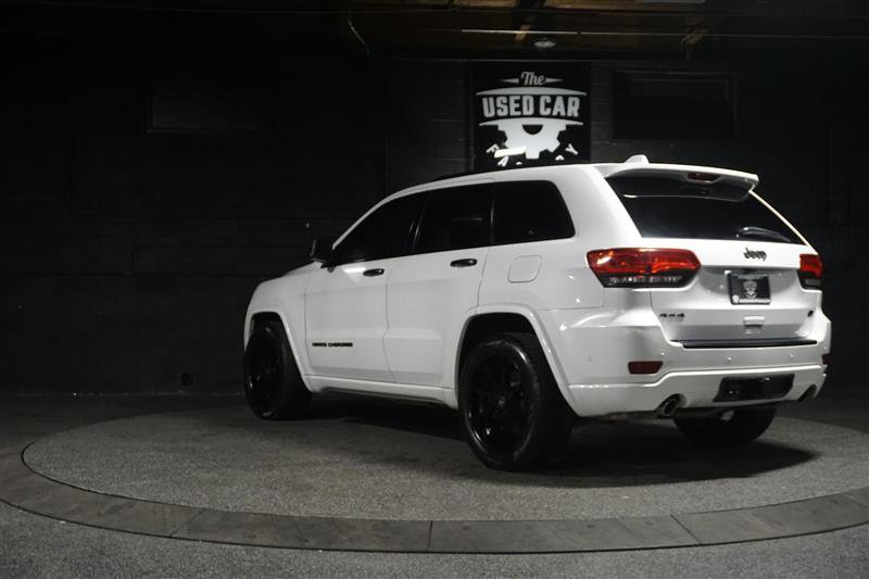 Used 2017 Jeep Grand Cherokee Overland w/ Jeep Active Safety Group image 3