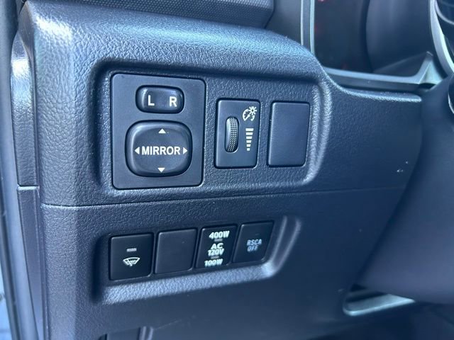Used 2013 Toyota 4Runner Limited image 21