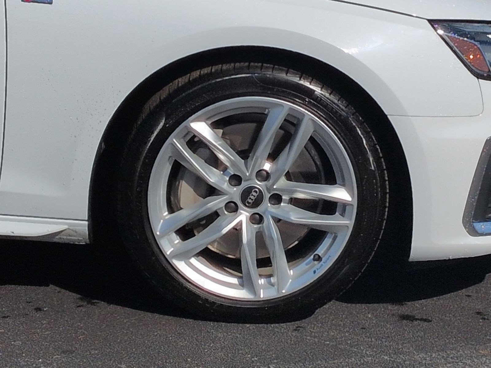 Used 2023 Audi A4 2.0T Premium image 13