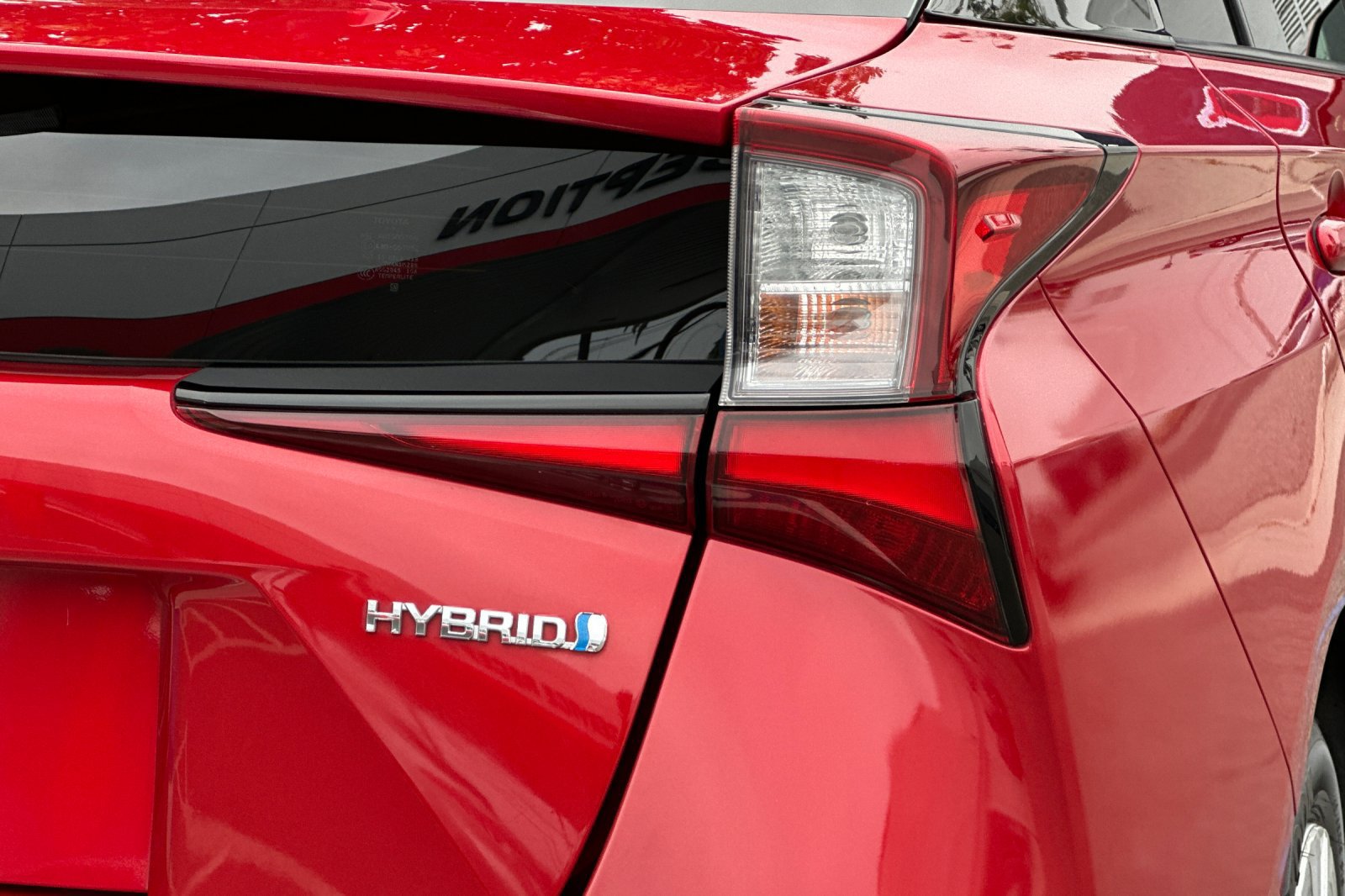 Used 2019 Toyota Prius LE w/ Carpet Mat Package FWD image 27