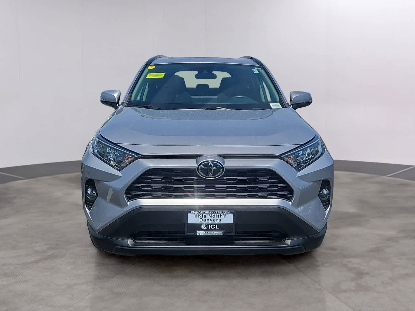 Used 2021 Toyota RAV4 XLE w/ Convenience Package AWD/4WD image 2