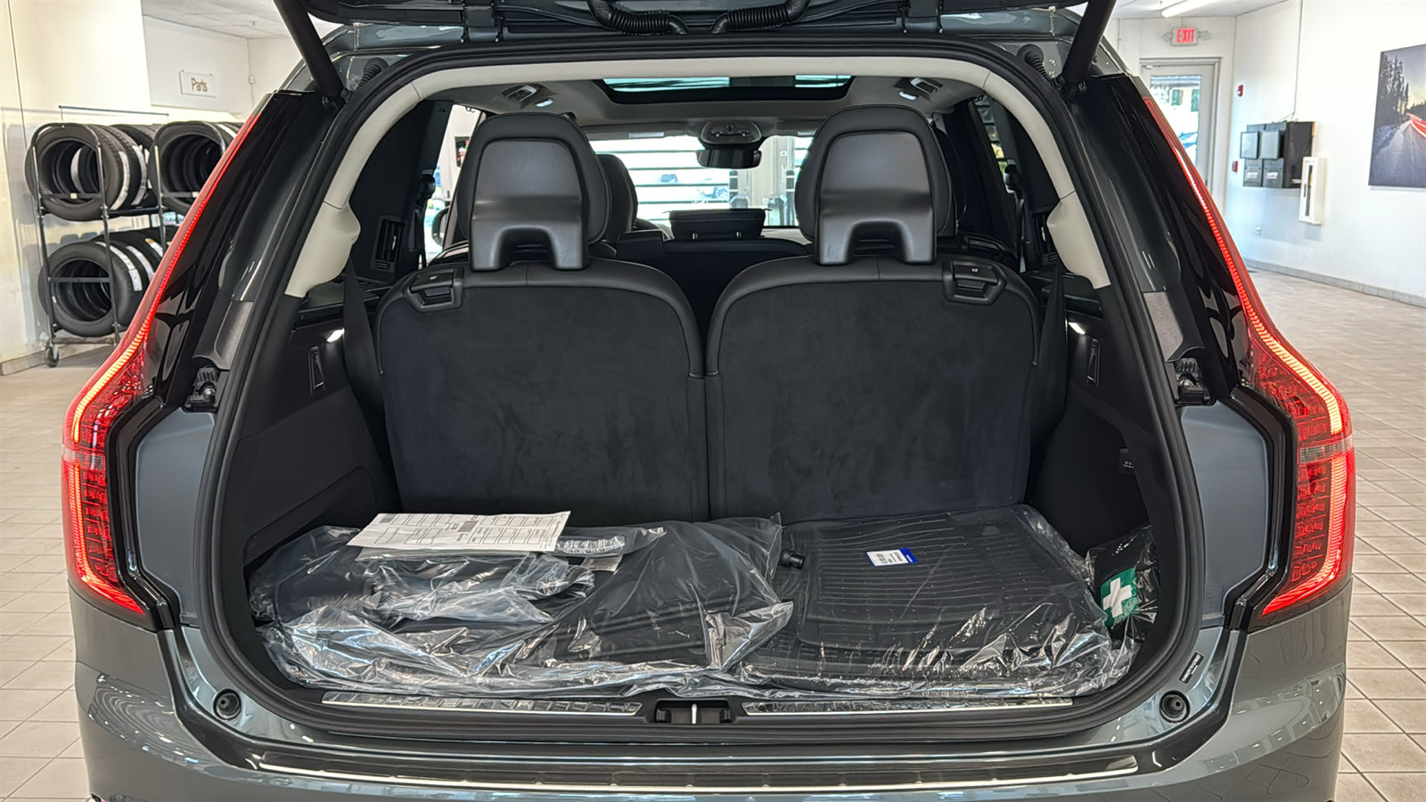 New 2027 Volvo XC90 B6 Ultra AWD/4WD image 30