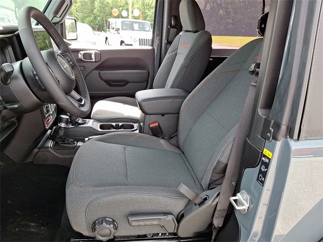 New 2025 Jeep Wrangler Rubicon w/ Convenience Group image 10