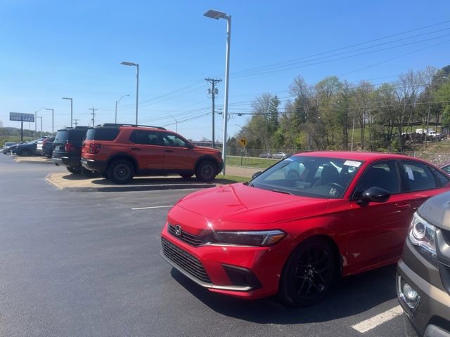 Used 2023 Honda Civic Sport image 2