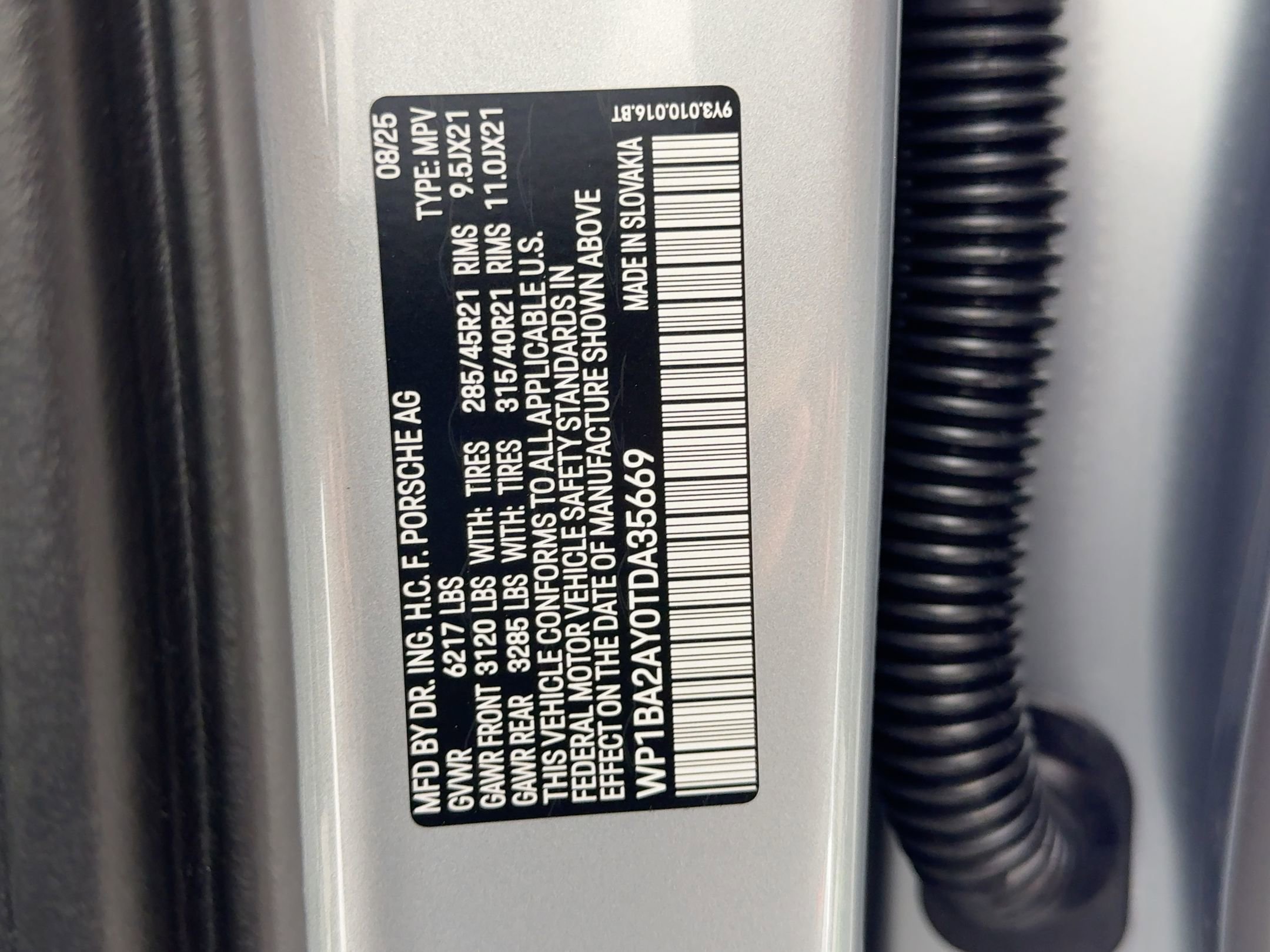 Certified 2026 Porsche Cayenne Coupe image 21