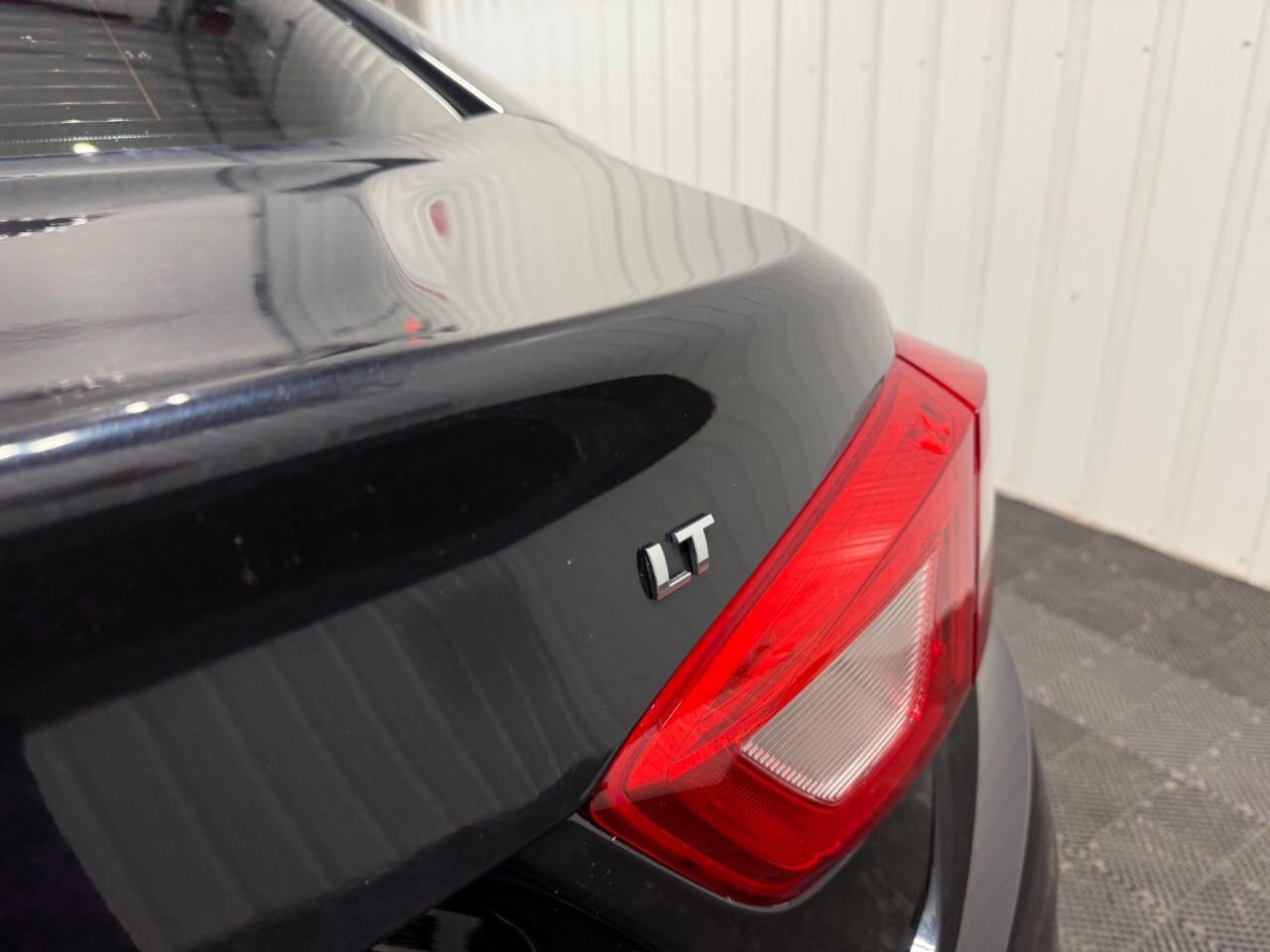 Used 2016 Chevrolet Cruze LT FWD image 6