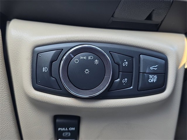 Used 2019 Lincoln Nautilus Select image 27