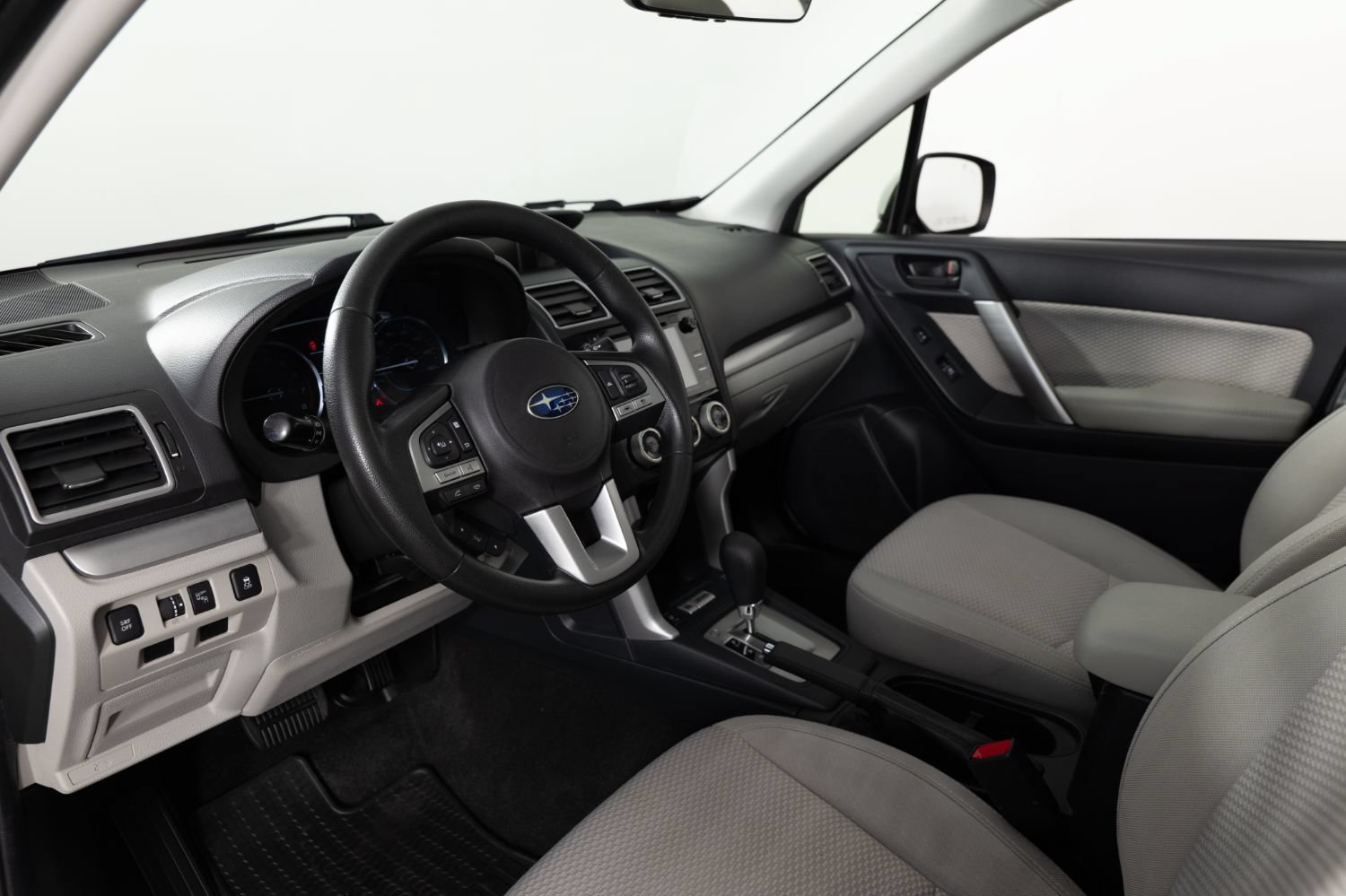 Used 2017 Subaru Forester 2.5i Premium AWD/4WD image 14