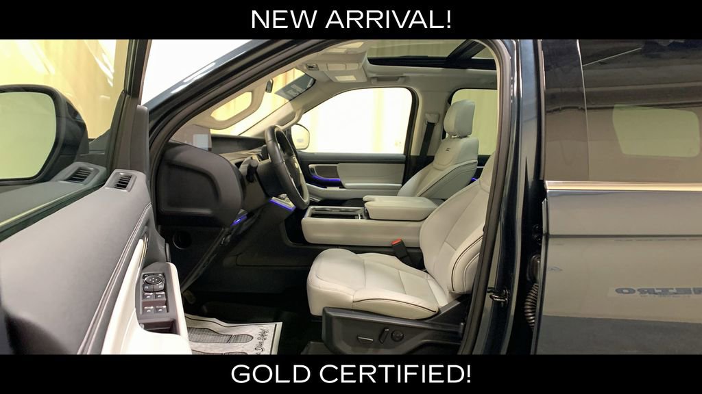 Used 2025 Ford Expedition Platinum w/ Platinum Ultimate Package image 35