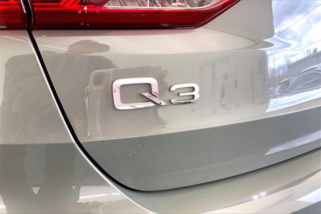 Certified 2023 Audi Q3 2.0T Premium w/ Convenience Package image 8