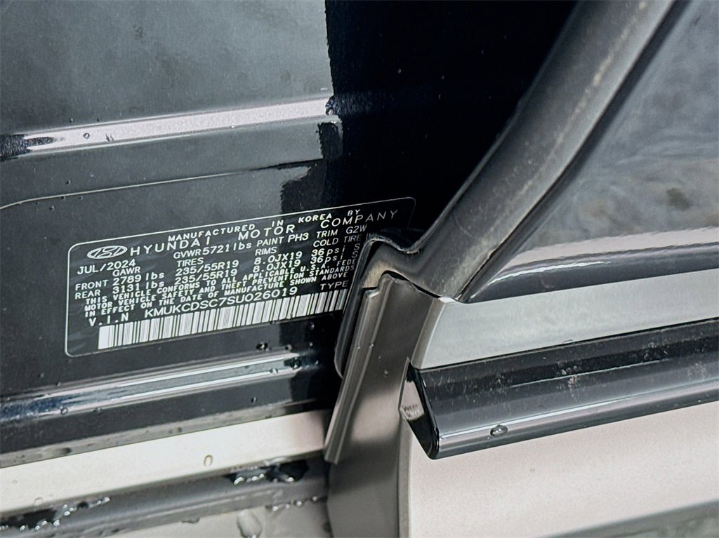 Certified 2025 Genesis GV60 Advanced image 32