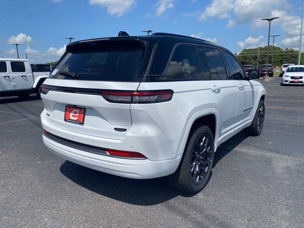 New 2026 Jeep Grand Cherokee Summit AWD/4WD image 7