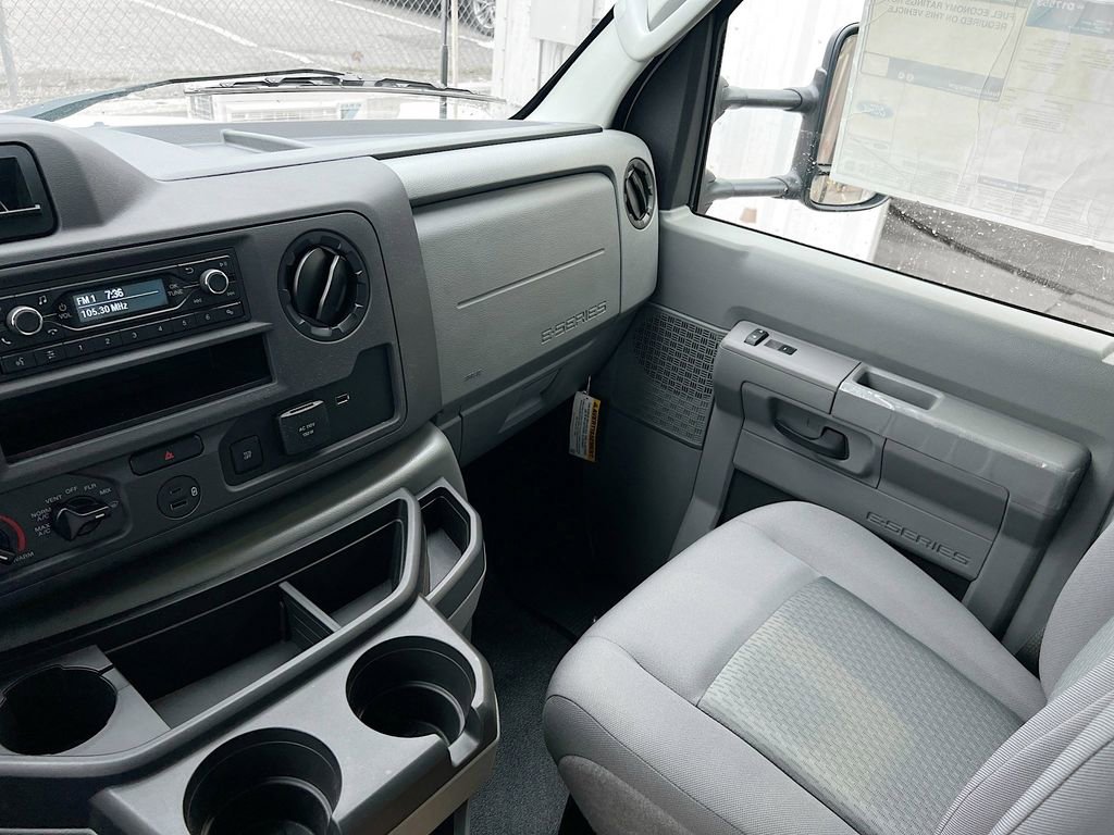 New 2025 Ford E-350 and Econoline 350 Super Duty w/ Interior Upgrade Package image 24
