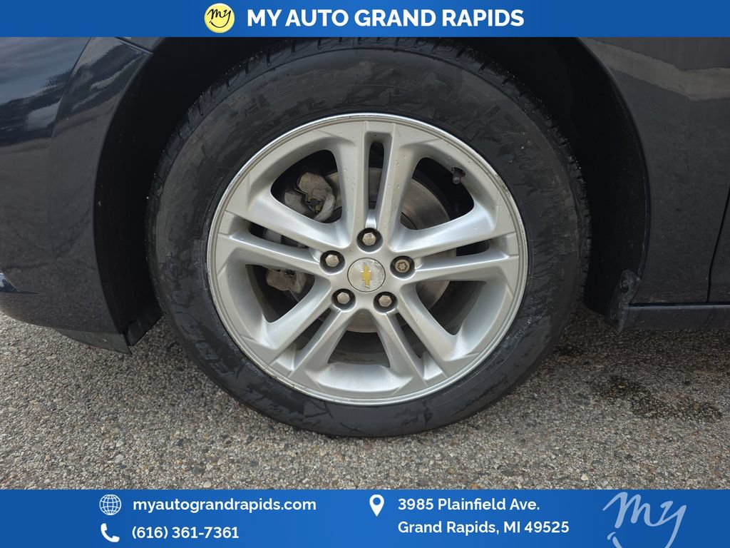 Used 2016 Chevrolet Cruze LT w/ Convenience Package FWD image 29