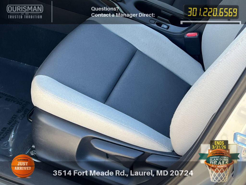 Used 2024 Toyota Corolla LE image 7