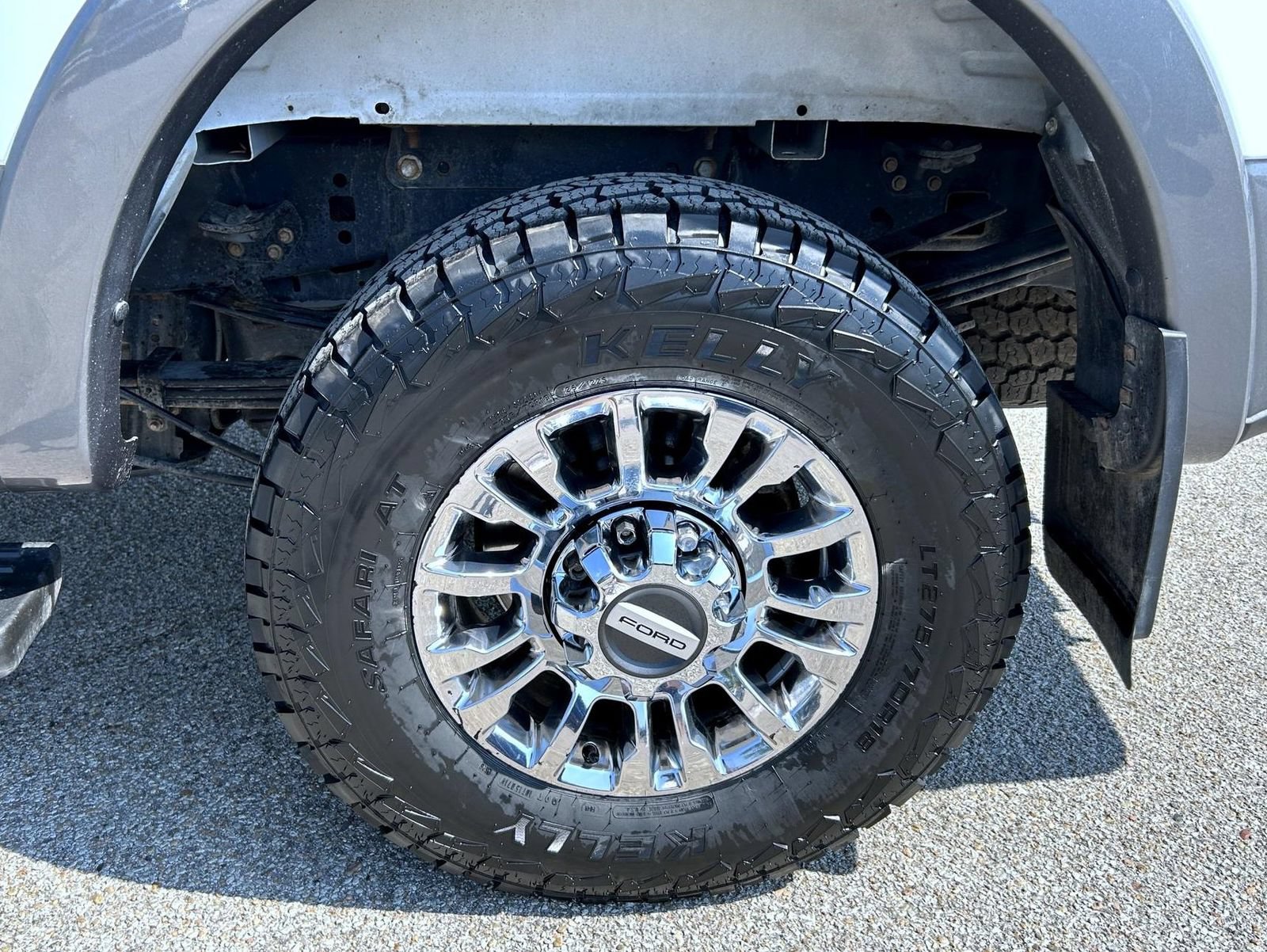 Used 2021 Ford F350 Lariat w/ Chrome Package AWD/4WD image 21