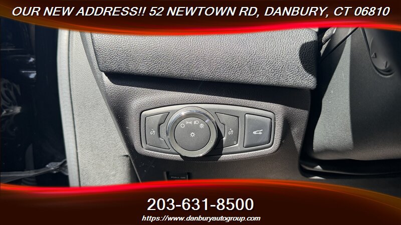 Used 2017 Lincoln MKC Reserve w/ Lincoln MKC Climate Package AWD/4WD image 19