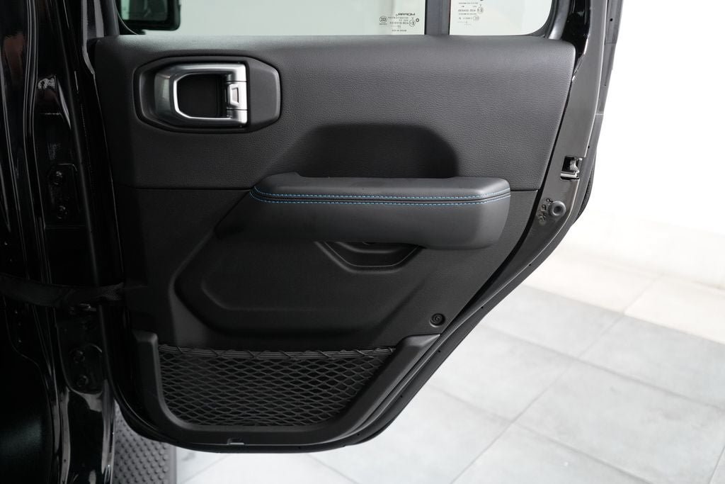 Used 2024 Jeep Wrangler High Altitude AWD/4WD image 29