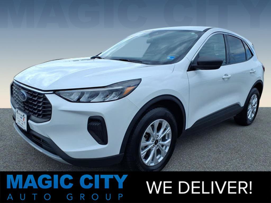 Certified 2023 Ford Escape Active AWD/4WD image 1