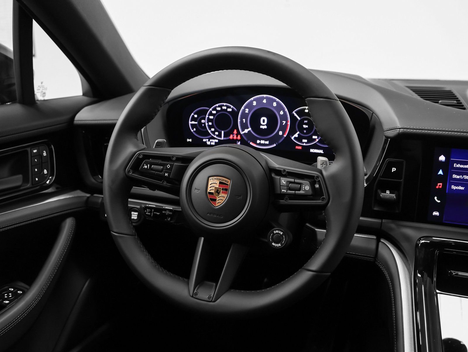 New 2026 Porsche Panamera 4 AWD/4WD image 33
