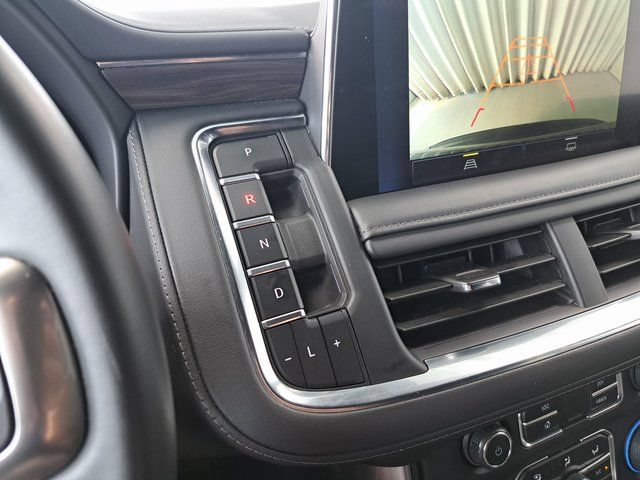 Used 2024 Chevrolet Tahoe LT AWD/4WD image 13