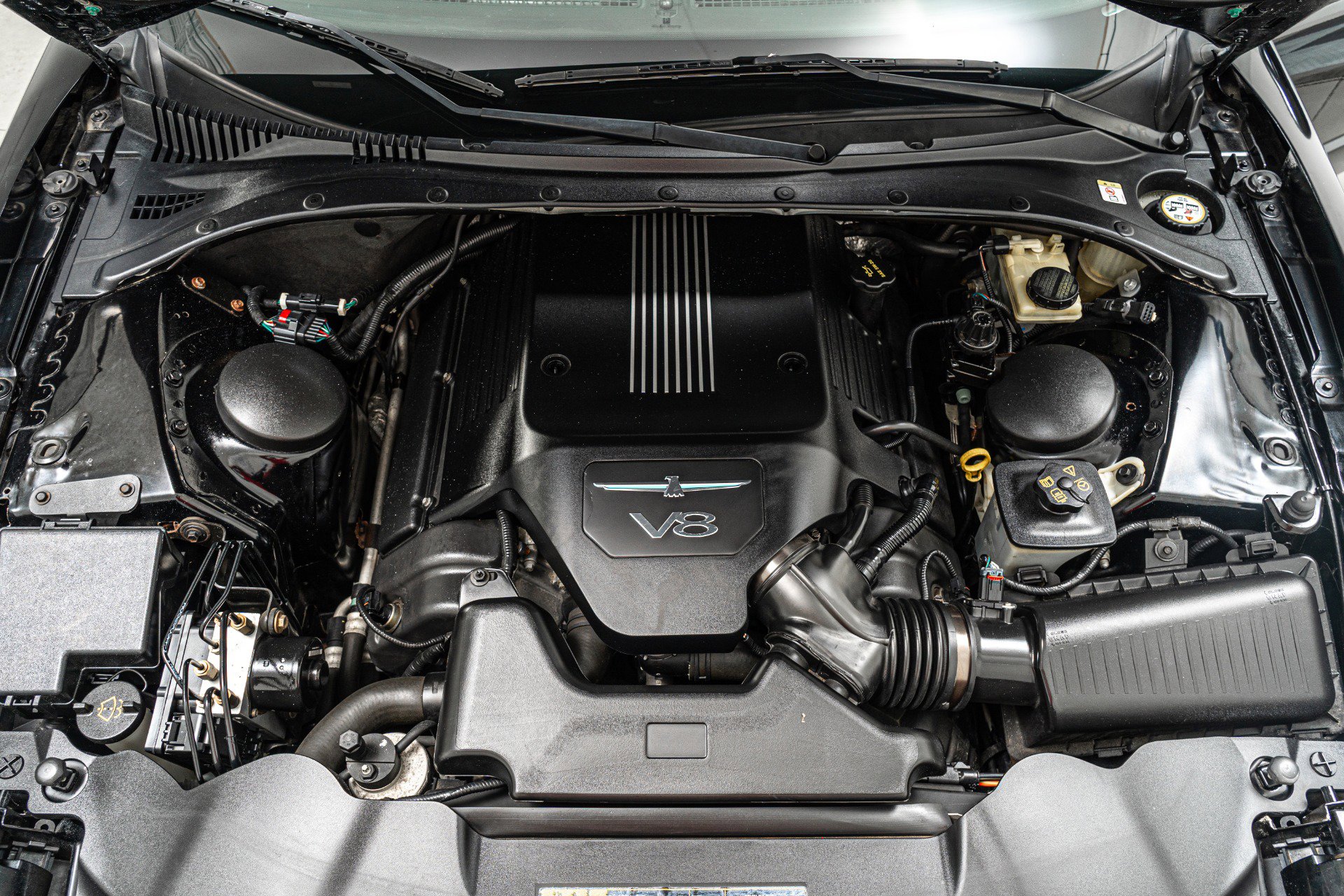 Used 2003 Ford Thunderbird image 12