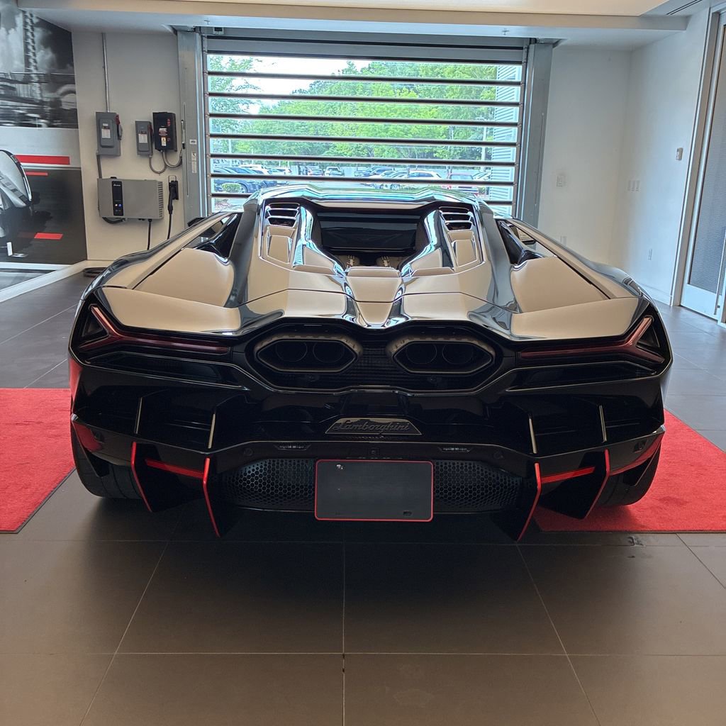 Used 2024 Lamborghini Revuelto AWD/4WD image 14