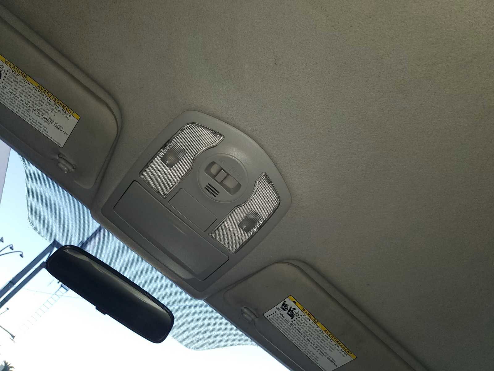 Used 2012 Toyota Prius V Three image 17