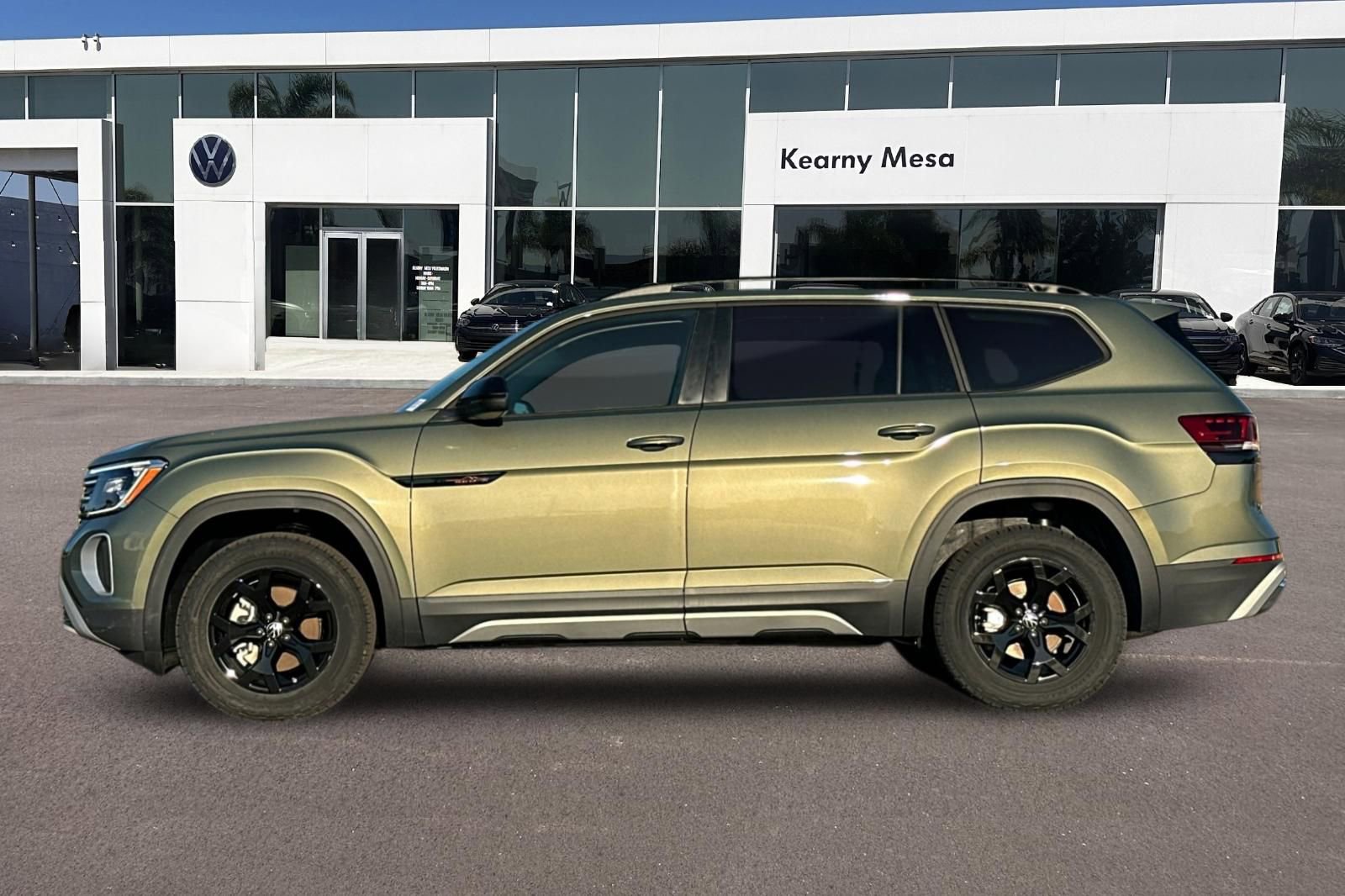 New 2026 Volkswagen Atlas Peak Edition AWD/4WD image 7