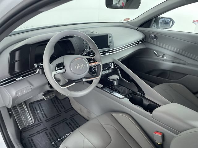 New 2026 Hyundai Elantra SEL Sport Premium FWD image 19